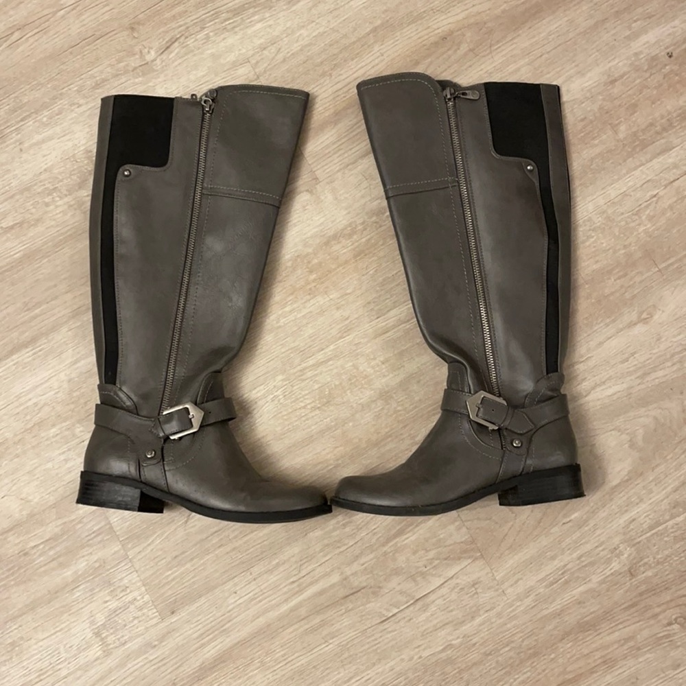 Gray Knee-High Women's Boots